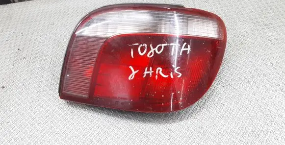 Toyota Yaris Rear/tail lights