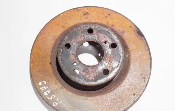 Toyota Auris 150 Front brake disc ventiliuojamas