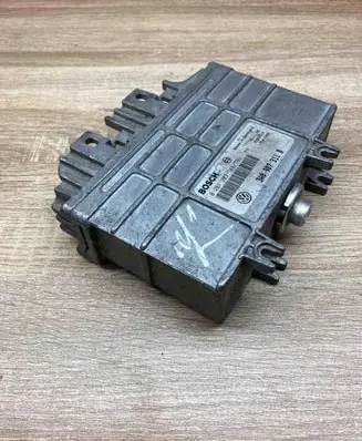 Volkswagen PASSAT B4 Engine control unit/module ECU 3A0907311B 0261203788
