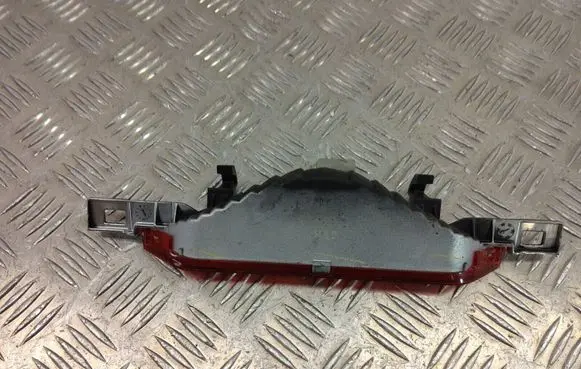 Toyota Corolla E120 E130 Third/center stoplight 52023