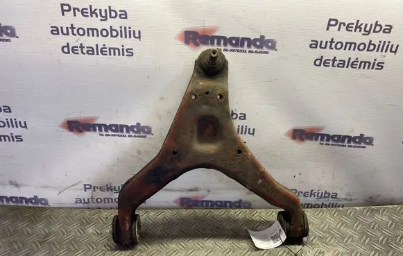 Iveco Daily 30.8 - 9 Front lower control arm/wishbone