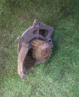 Peugeot 307 Water pump 9630504410