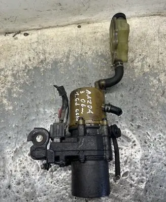 Mazda 3 I Power steering pump