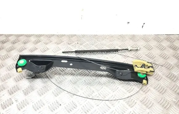 Ford Focus ST Front door window regulator with motor 924129104 201308RH