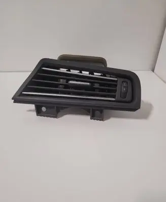 BMW 5 F10 F11 Dashboard side air vent grill/cover trim 9166890 07614001 14121810