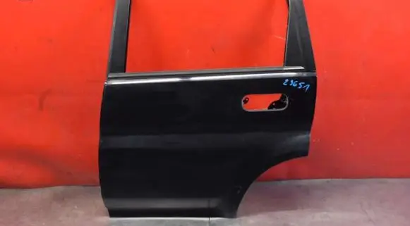 Honda HR-V Rear door