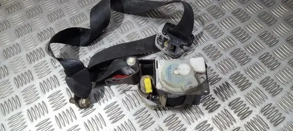 Mitsubishi Lancer Front seatbelt tkab2n647 tk-ab2-n647n1805
