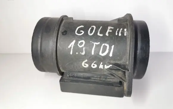 Volkswagen Golf III Mass air flow meter 074906461 71822101