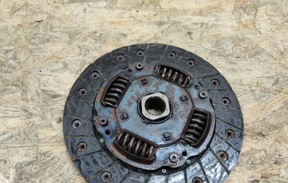 Hyundai i10 Clutch pressure plate 4110002850