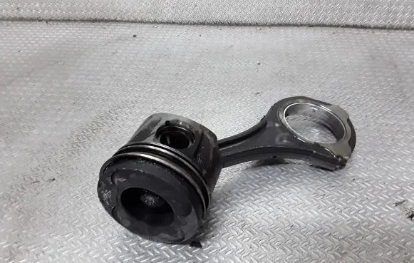 Chrysler 300 - 300C Piston with connecting rod 8340E