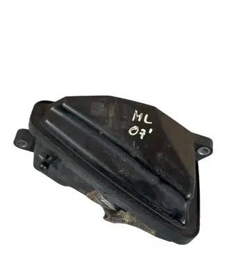 Mercedes-Benz ML W164 Intake resonator a6421400087