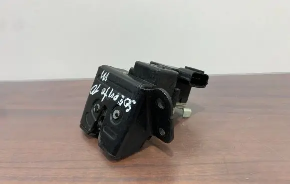 KIA Sorento Tailgate/trunk/boot lock/catch/latch