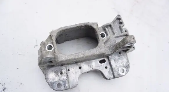 Nissan Juke I F15 Engine mount bracket APAPODUSZKA