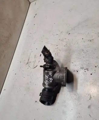 Thermostat/thermostat housing