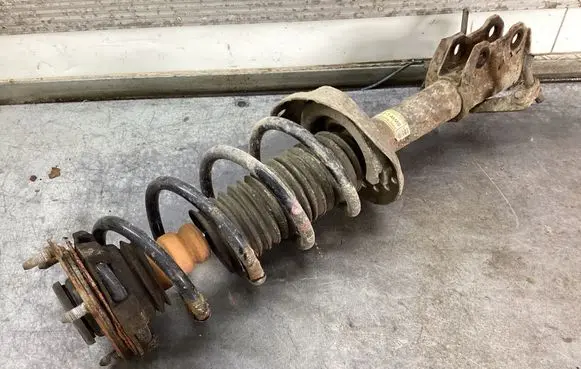 Honda CR-V Front shock absorber with coil spring