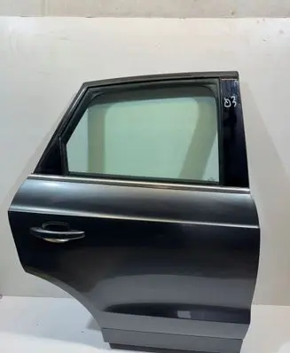 Audi RSQ3 Rear door 