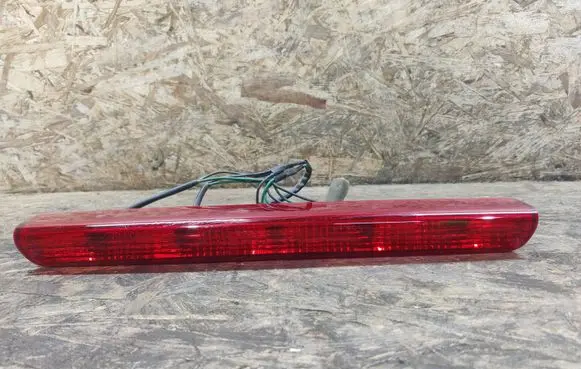 SsangYong Kyron Third/center stoplight 83810090