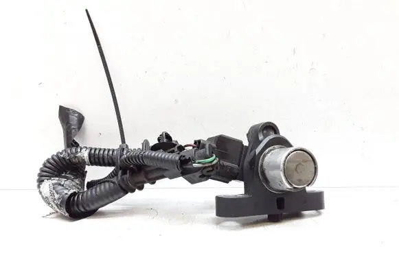 Volvo V70 Crankshaft position sensor 30637803