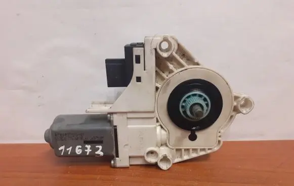 Audi A6 S6 C6 4F Front door electric window regulator 11673 977273