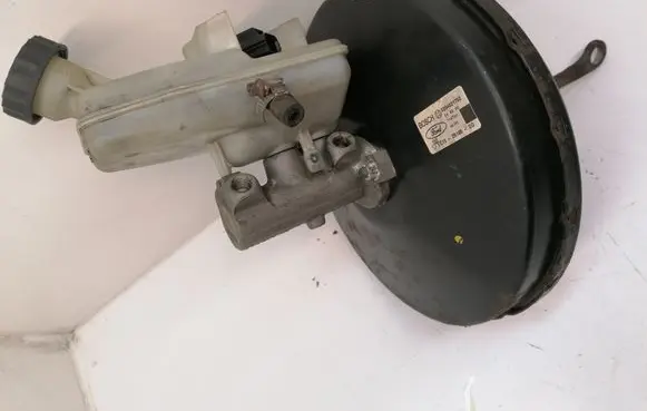 Ford Transit Master brake cylinder YC152B195DD 0204021752