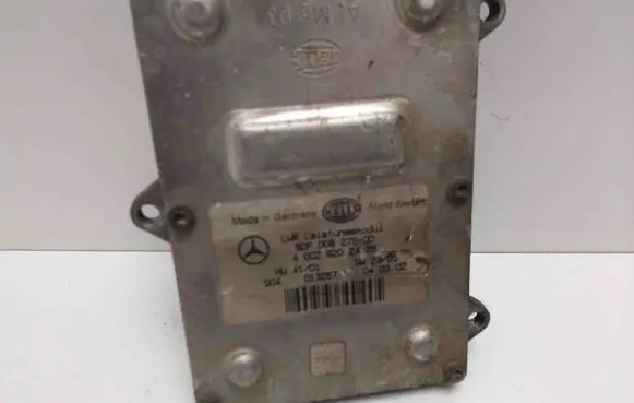Mercedes-Benz E W211 Light module LCM 5DF00827900 A0028202426