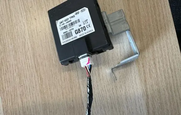 Hyundai i20 (GB IB) Door central lock control unit/module 95800C8700