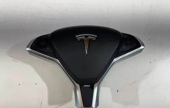 Tesla Model S Steering wheel airbag 102250601A