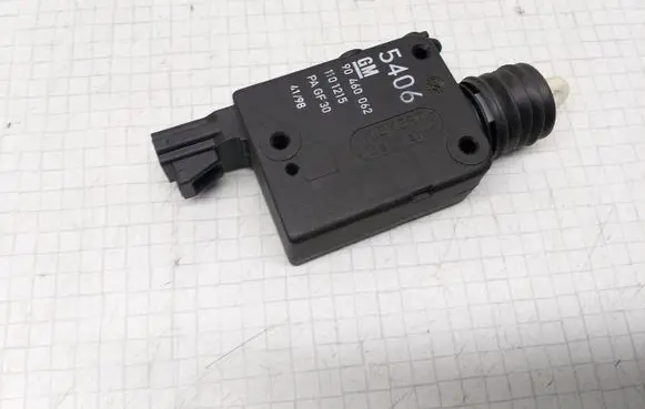 Opel Astra G Central locking motor 90460062 1101215
