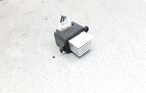 Nissan Pathfinder R51 Heater blower motor/fan resistor UP5NEH19E624AA