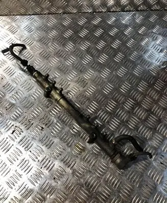 Volvo V70 Fuel main line pipe 30757146
