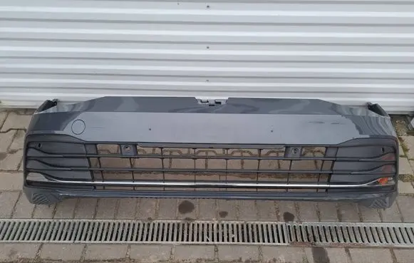 Volkswagen Golf VIII Front bumper 5H0807221F 0755D302334