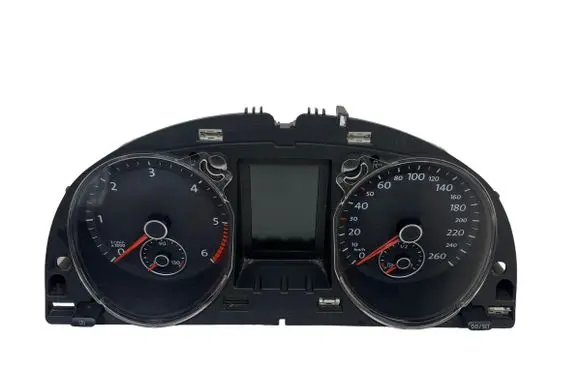 Volkswagen PASSAT B7 Speedometer (instrument cluster) 3AA920870D