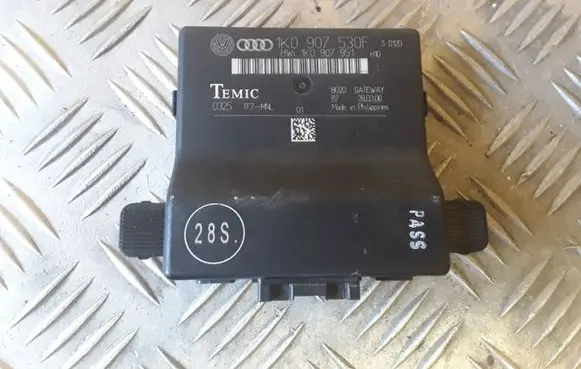 Seat Toledo III (5P) Other control units/modules 1K0907530F 1K0907951 0325TF7MNL