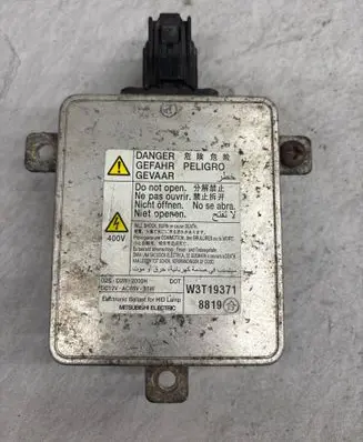 Honda Accord Xenon control unit/module W3T19371 8819