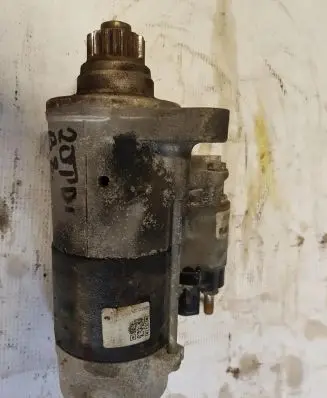 Volkswagen PASSAT B8 Starter motor