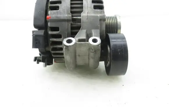 BMW 1 E81 E87 Generator/alternator 7550469 0121715017