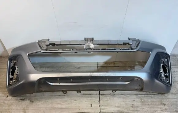 Toyota Hilux (AN120, AN130) Front bumper