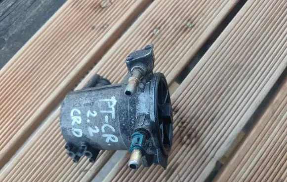 Chrysler PT Cruiser Fuel filter housing 05278781AD