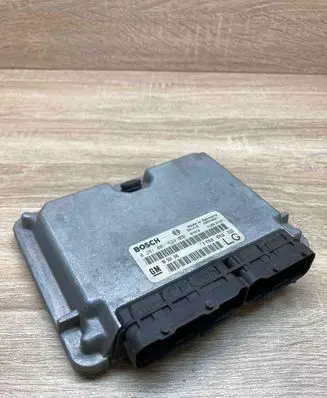 Opel Vectra B Engine control unit/module ECU 90569348 0281001634