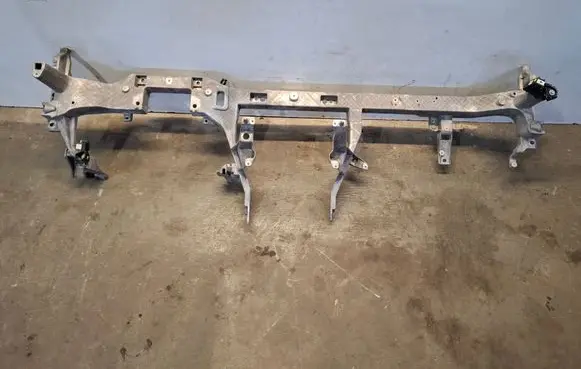 Volvo V60 Dashboard cross member/frame bar 32244008 31477913
