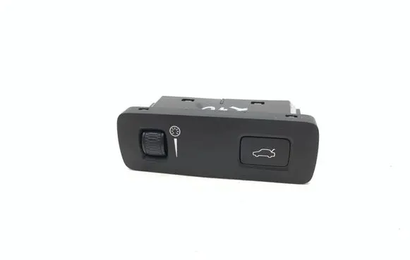Volvo XC60 Tailgate/boot open switch button P31376510