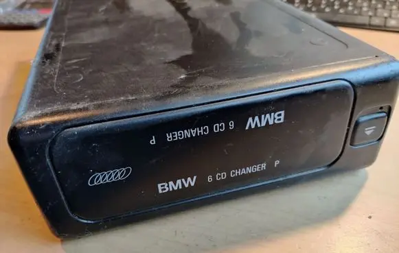 BMW 7 E38 CD/DVD changer 65128361058