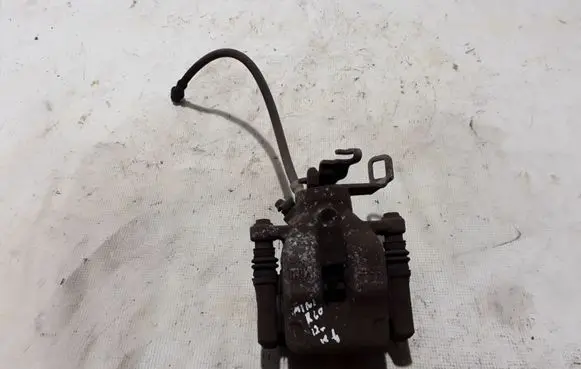 Rear brake caliper