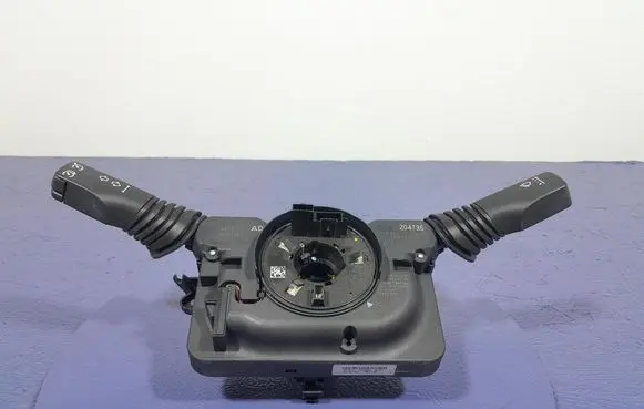 Opel Zafira C Other switches/knobs/shifts 13306115