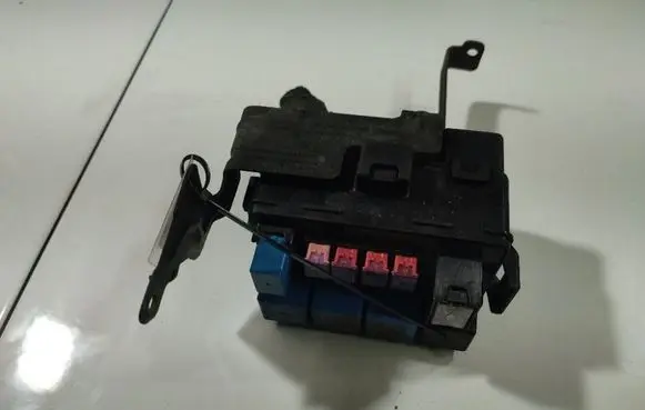 KIA Ceed Fuse box set 