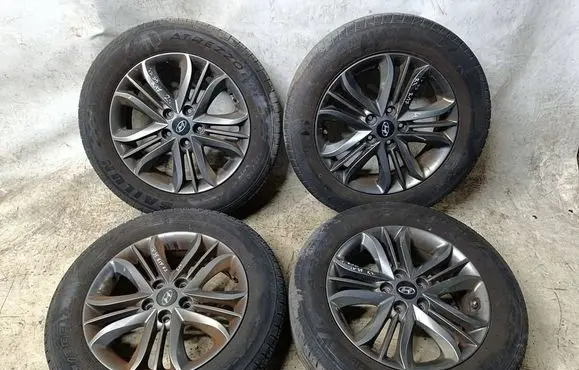 Hyundai ix35 R18 alloy rim 52910-2Y650