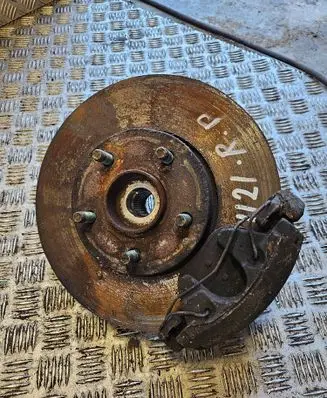 Ford Focus Front wheel hub 3M513K170