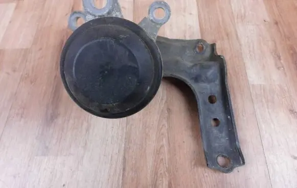Nissan Murano Z52 Engine mount bracket 112103KA0A
