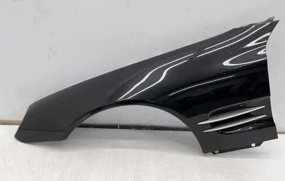 Mercedes-Benz SL R230 Fender