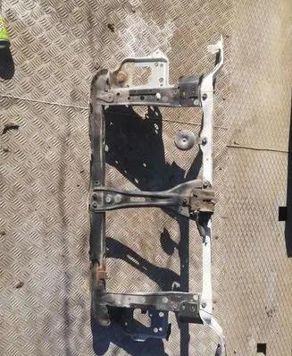 Subaru Legacy Radiator support slam panel